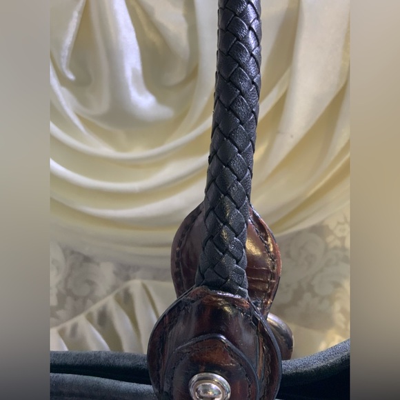 BRIGHTON - Picture 5 of 16